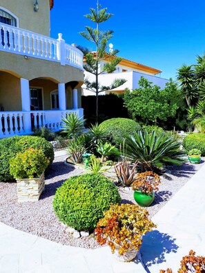 Property grounds - Familienfreundliche Ferienwohnung in Miami Platja, Costa Dorada (Miami Platja)