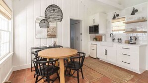 Unclassified image, 3 of 27, button - Ranch Haus: Cozy Retreat in Fredericksburg (Fredericksburg)
