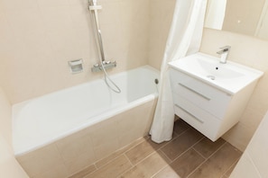 Apartment | Bathroom - Modern Comfort 1Bd Apt with Balcony (Athens)