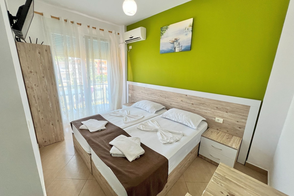 Quarto casal standard | 1 quarto, cofres nos quartos, Wi-Fi de cortesia