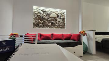 White Cave | 1 camera, Wi-Fi gratuito