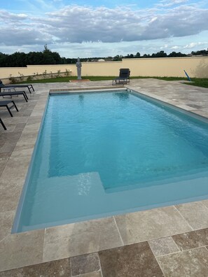 Piscine extérieure, piscine chauffée