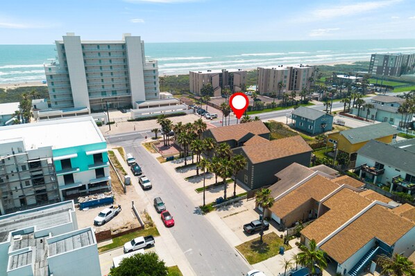 منظر من الجو على ارتفاع عالٍ