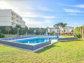 Pool - Two bed House in Calahonda just 1km to the beach (Mijas Costa)