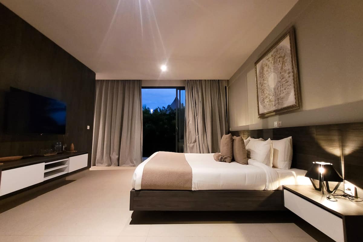 1 bedroom, Egyptian cotton sheets, premium bedding