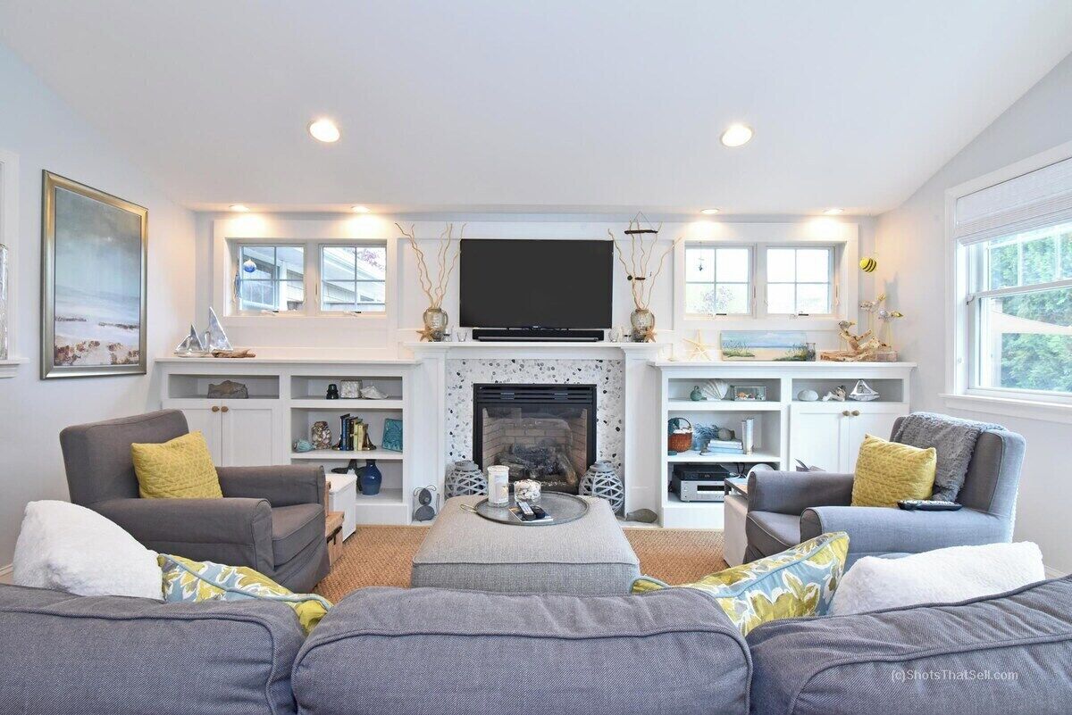 Bonnet Shores Retreat! Walk to Kelly Beach!