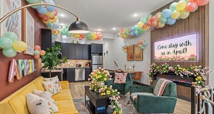 Old City- Walk to History Sites & Close to Stadium