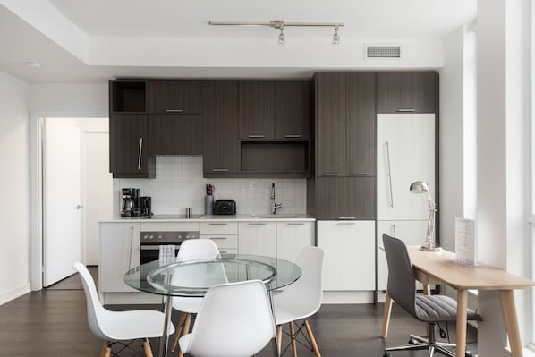 Fridge, microwave, oven, dishwasher