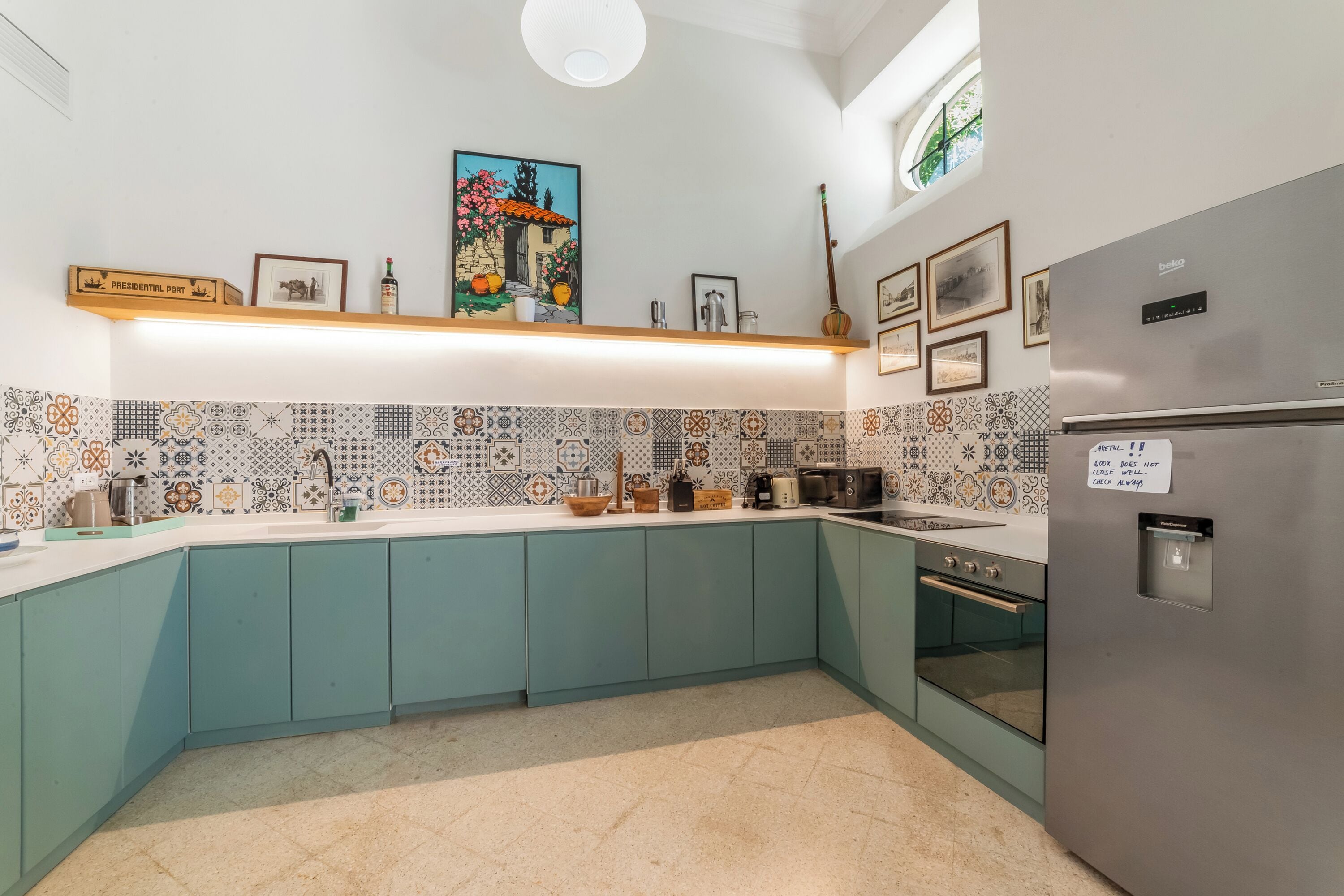 Familjevilla - flera sovrum - balkong (Villa Vallone Luxury With Pool) | Eget kök