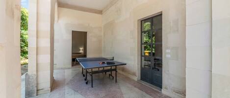 Vila família, vários quartos, sacada (Villa Vallone Luxury With Pool) | Terraço/pátio
