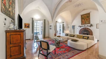 Villa Familiale, plusieurs chambres, balcon (Villa Vallone Luxury With Pool) | Hall