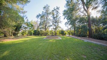 Family Villa, Multiple Bedrooms (Villa Vallone Luxury With Pool) | Property grounds