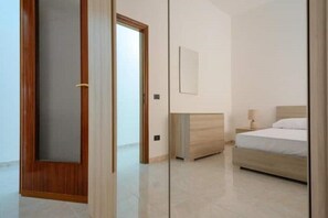 3 bedrooms, WiFi, bed sheets - 3 Bedroom Apartment in Lecce (Lecce)