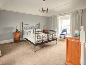 1 chambre, fer et planche à repasser, Wi-Fi gratuit, draps fournis