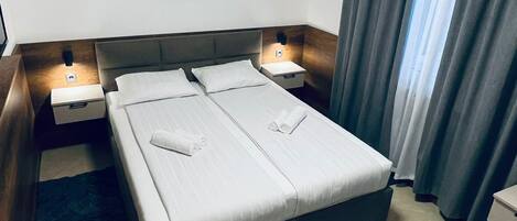 Comfort-Studio | Laptopgeeigneter Arbeitsplatz, kostenloses WLAN