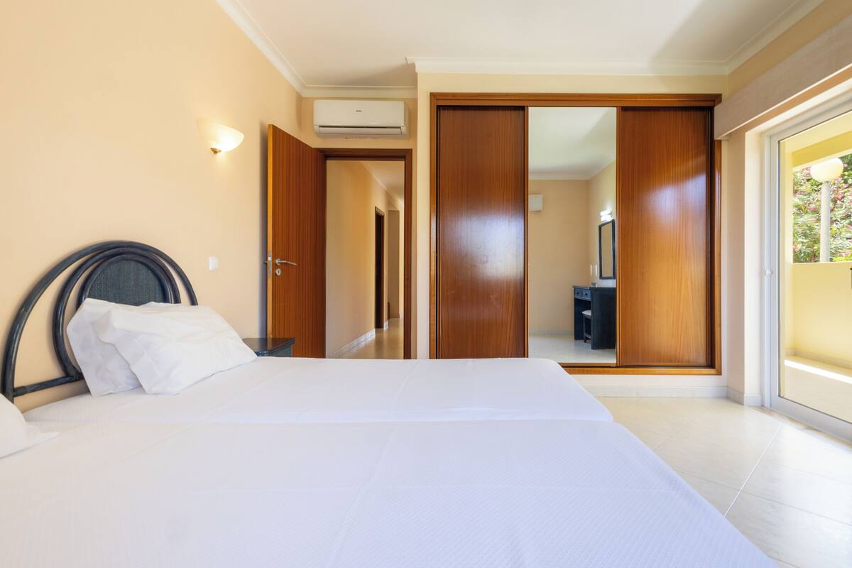 Blackout drapes, soundproofing, iron/ironing board, WiFi (free)