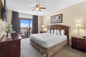 1 bedroom, Internet, bed sheets - Wave Watcher's Paradise: 2BR 2BA Condo Oceanfront (North Myrtle Beach)