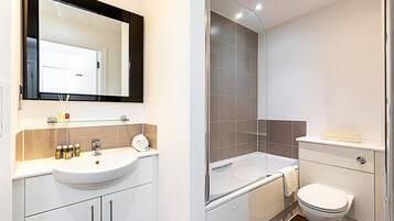 Apartment | Bathroom
