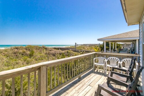 1 More Day - Classic 5BR Oceanfront Home