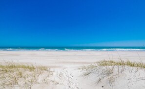 On the beach - 1 More Day - Classic 5BR Oceanfront Home (Topsail Beach)