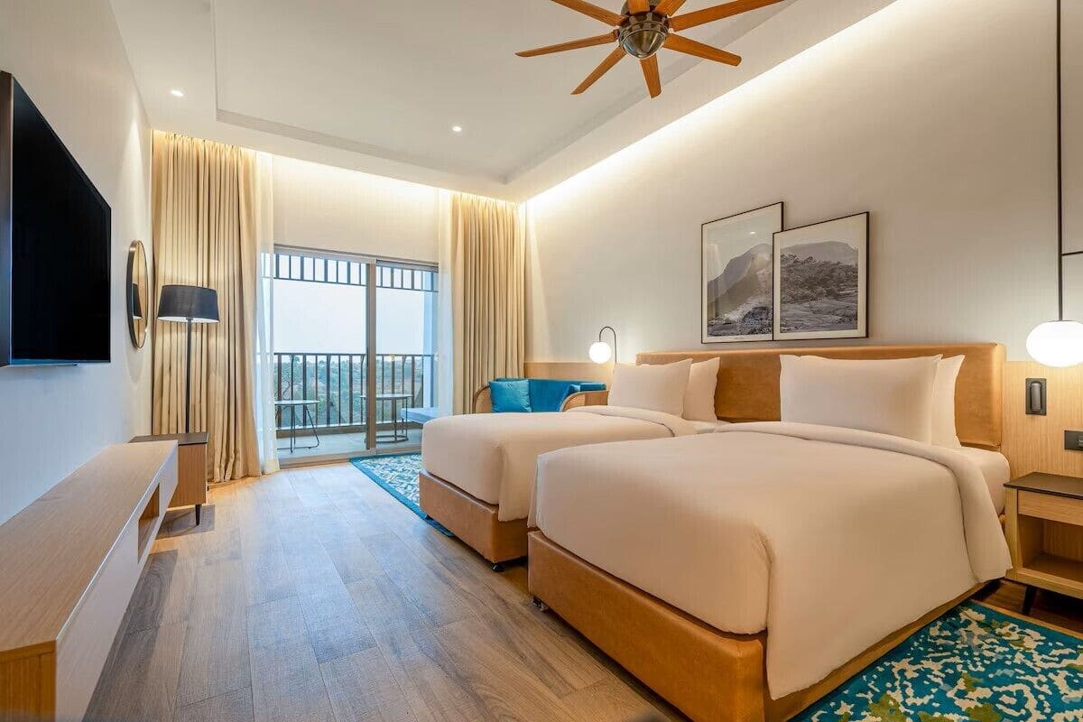 Roupas de cama premium, camas Select Comfort, frigobar