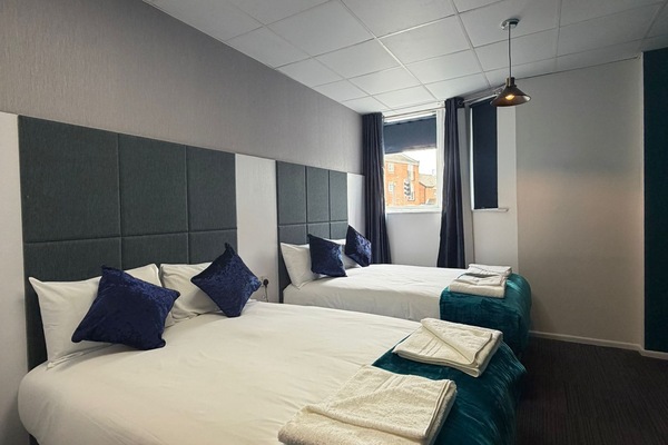 Deluxe Twin Room, 2 Double Beds, Non Smoking, Ensuite | Desk, iron/ironing board (on request), WiFi (free), bed sheets