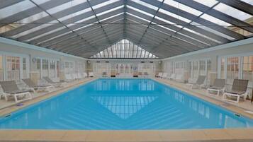 Piscine couverte, piscine chauffée