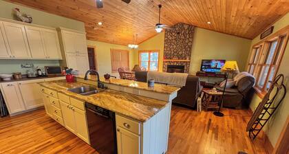 Unwind in a Hot Tub Under Snow-Dusted Pines This December @ Whispering Pines