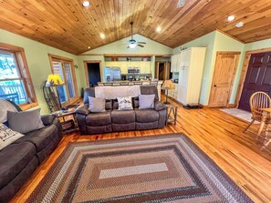 スマートテレビ、暖炉