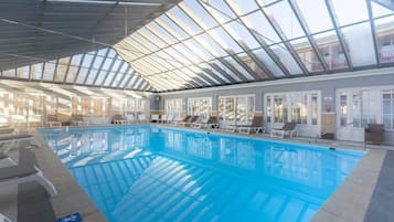 Piscine couverte, piscine chauffée