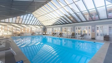 Piscine couverte, piscine chauffée