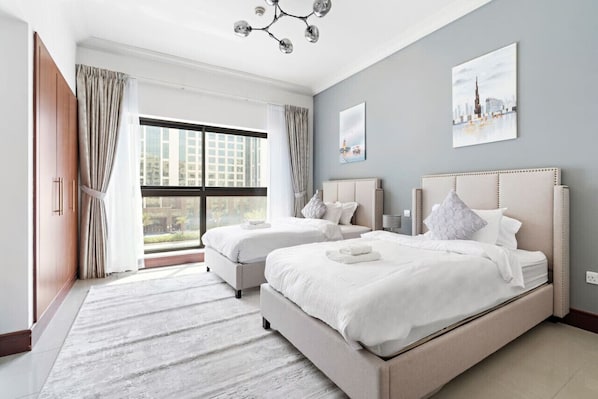 2 bedrooms, iron/ironing board, free WiFi, bed sheets