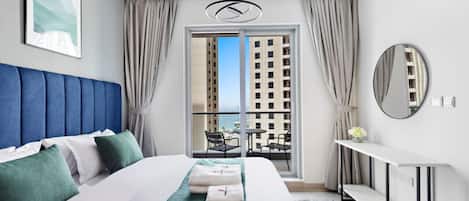 Fer et planche Ă repasser, Wi-Fi, literie fournie