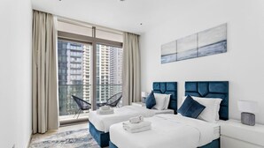2 bedrooms, iron/ironing board, WiFi, bed sheets - StoneTree - Luxury living in 2BR in Marina Gate (Dubai Marina)