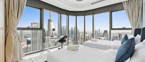 3 bedrooms, desk, iron/ironing board, WiFi