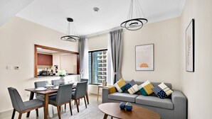 TV - StoneTree - Time Place Tower 1 BR - Apartment with Amazing view (Dubai Marina)