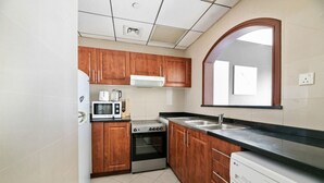 Unclassified image, 3 of 13, button - StoneTree - Icon 1 Studio - Cozy Apartment (Jumeirah Lake Towers)