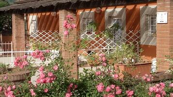 Enceinte de lâhĂ©bergement