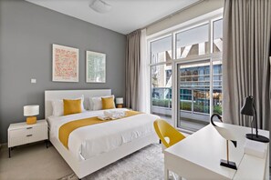 2 Schlafzimmer, Schreibtisch, Bügeleisen/Bügelbrett, WLAN