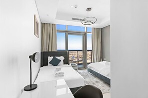 2 chambres, fer et planche à repasser, Wi-Fi, draps fournis