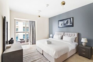 1 camera, ferro/asse da stiro, Wi-Fi