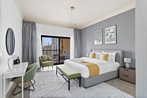 2 bedrooms, desk, iron/ironing board, WiFi