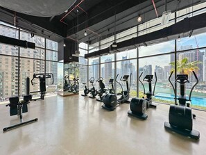 Fitness facility - StoneTree - Marina Gate 2 BR - Infinity Pool (Dubai Marina)