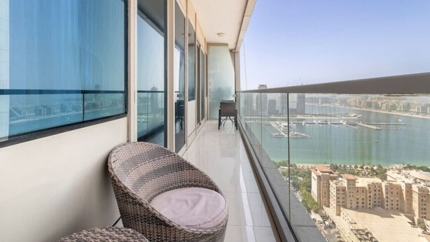 Terrace/patio - StoneTree - Ocean Heights 1BR - Amazing View from the Balcony (Dubai Marina)