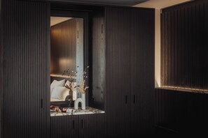 Design Triple Room, Garden View | Premium bedding, down duvets, minibar, in-room safe - Gentle Hide Designhotel (Salzburg)