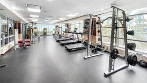 Unclassified image, 2 of 15, button - Elegant 1 BR Apartment (Dubai Marina)