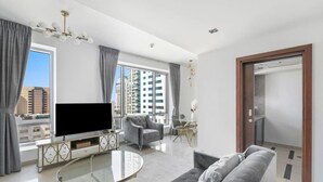 Unclassified image, 5 of 15, button - Elegant 1 BR Apartment (Dubai Marina)