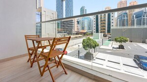 Unclassified image, 5 of 12, button - Elegant Studio in High Class Building Dubai Marina (Dubai Marina)