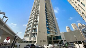 Exterior - Cozy Studio in Prime location (Dubai Marina)