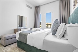 3 chambres, bureau, fer et planche à repasser, Wi-Fi